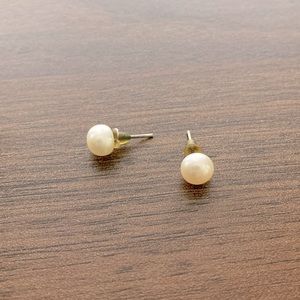 Pearl Earring Studs